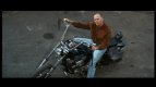 брус уилис продава мотоциклетите си за благотворителност | новинар