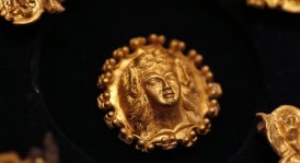 златното съкровище от свещари от утре - в археологическия музей, после - в лувъра | дневник