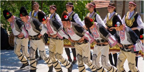 днес в пловдив започва международен фолклорен фестивал