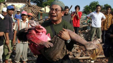 6,2 по рихтер разтресе индонезия