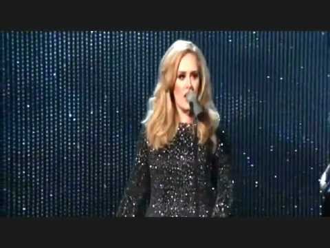 adele performs skyfall at oscars 2013